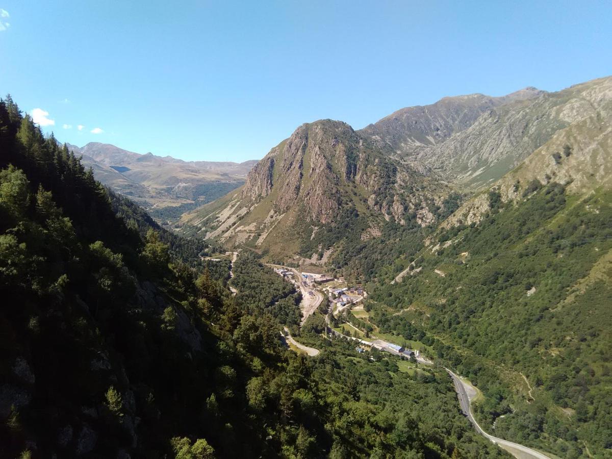 Chalet Bois Au Milieu Des Pyrenees LʼHospitalet-près-lʼAndorre Exterior foto